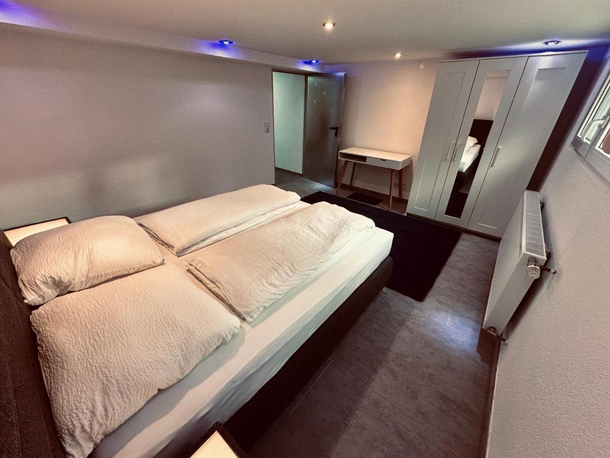 Gemuetliche Wohnung In レバークーゼン エクステリア 写真